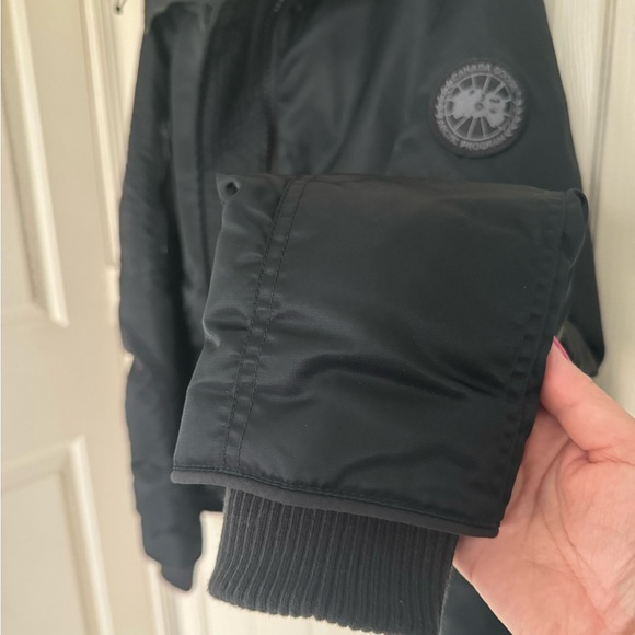 Canada Goose Everleigh Bomber jacket! - Picture 9 of 12